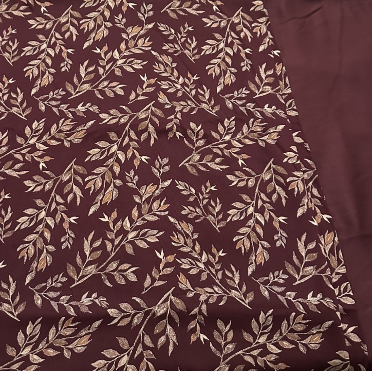 Brown wool shawl with Leaf Pattern - Image 3