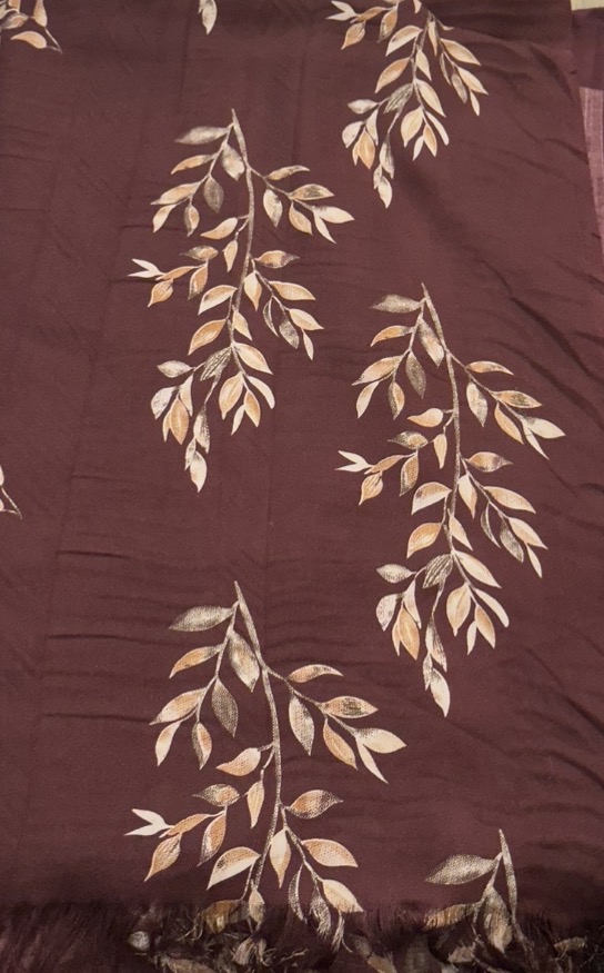 Brown wool shawl with Leaf Pattern - Image 4