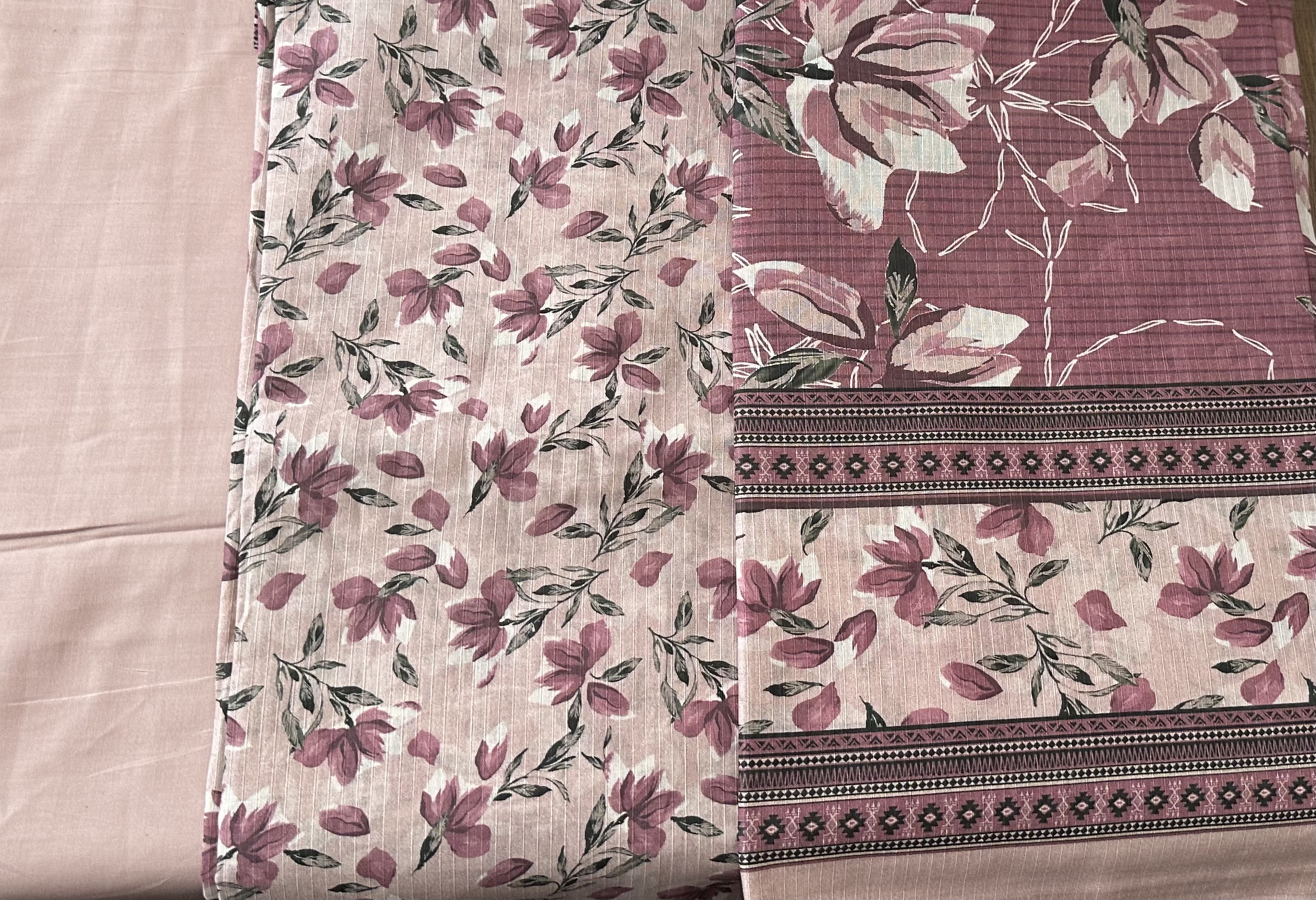 BIN QASIM Printed Doriya Lawn 3-Piece Suit - Image 2