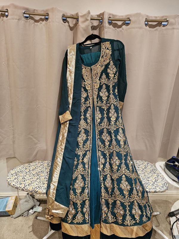 Heavily Embroidered Deep Green & Gold Jacket Style Lehenga size 8/10