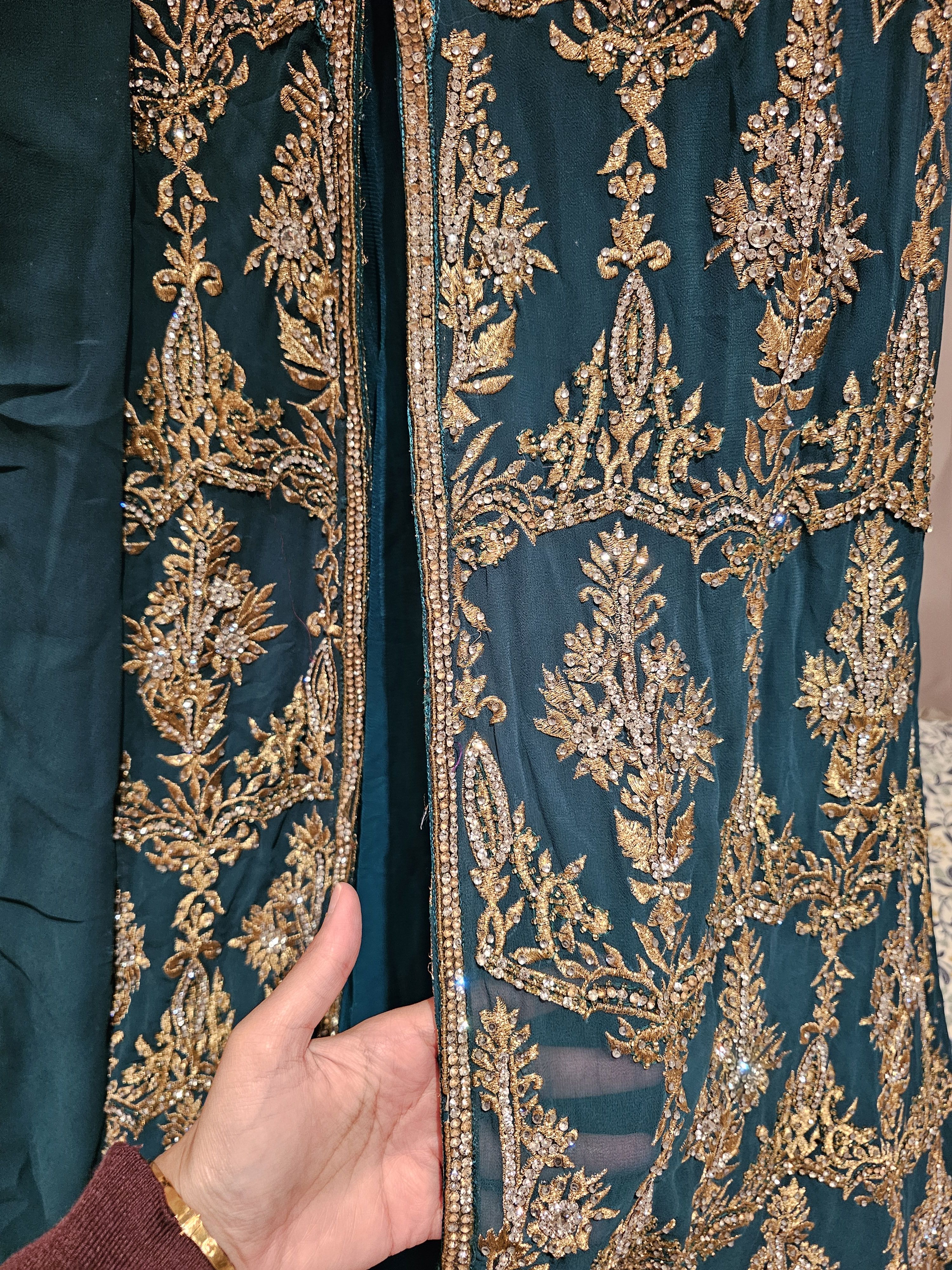 Heavily Embroidered Deep Green & Gold Jacket Style Lehenga size 8/10 - Image 2