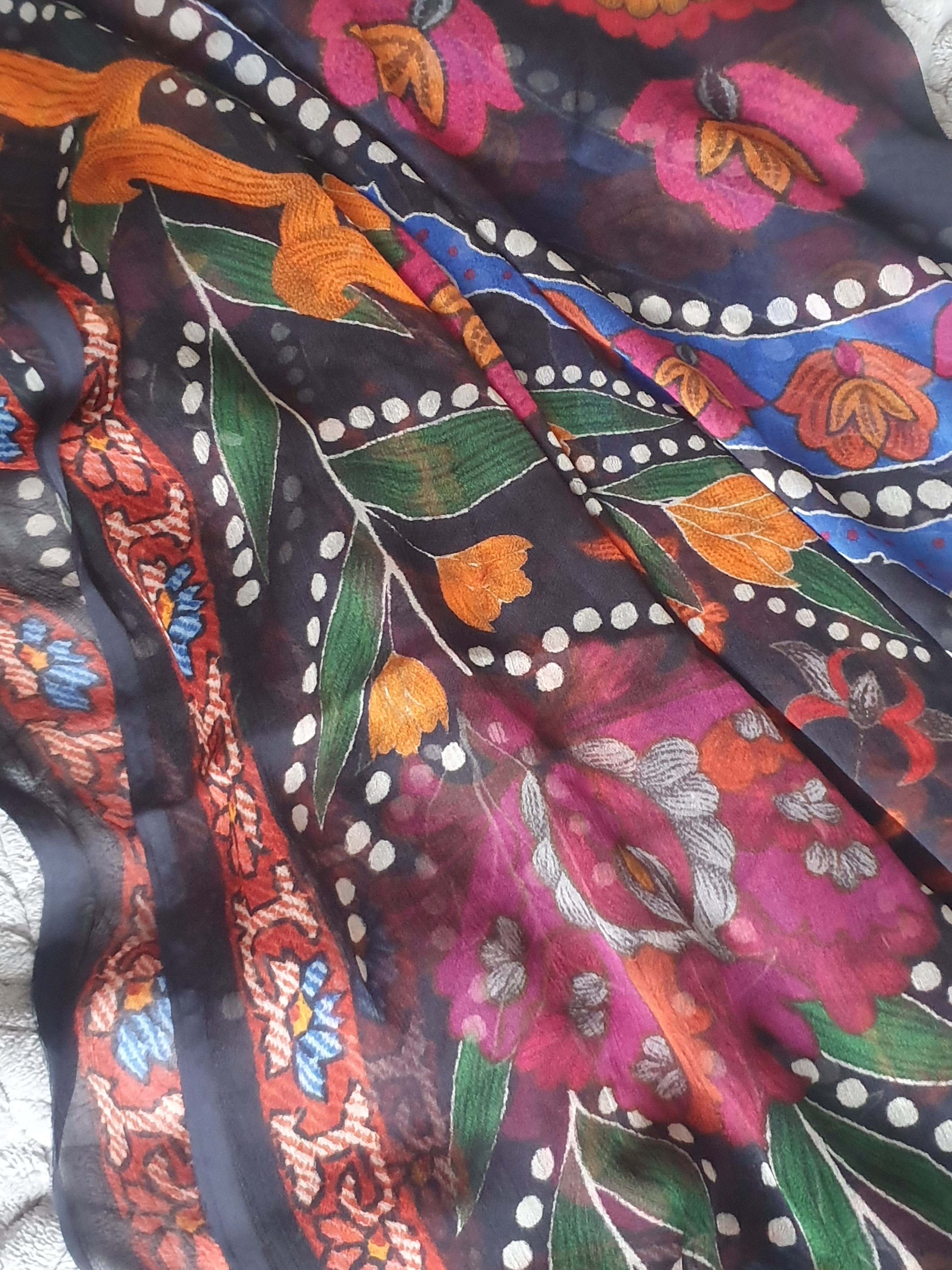 Really beautiful chiffon Dupatta with Floral Print - Image 5