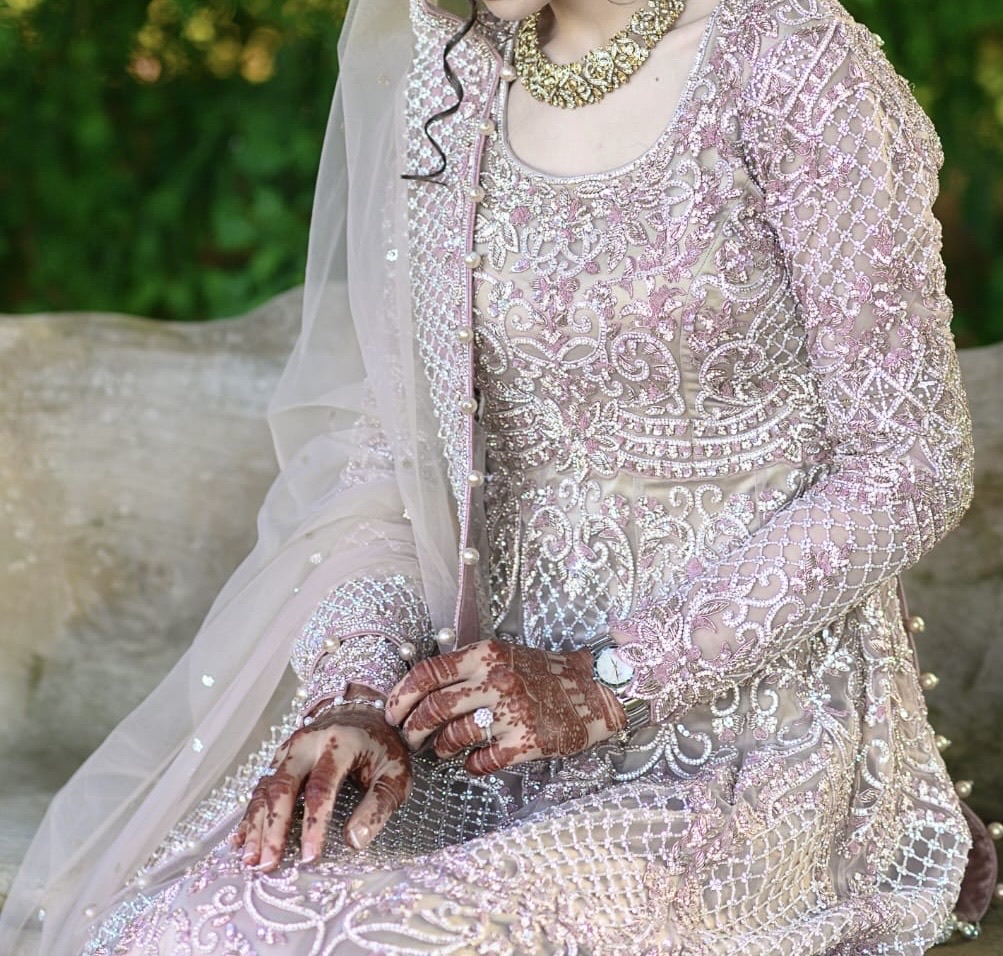 Bridal heavily embroidered pink and champagne full length dress and Dupatta - Image 3