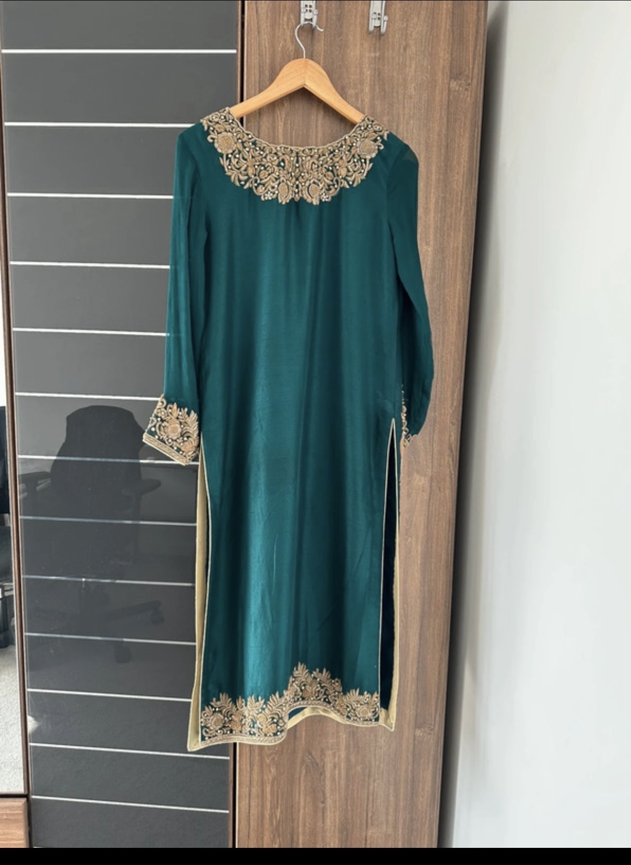 Teal Kurti with Gold Embroidery - Image 2