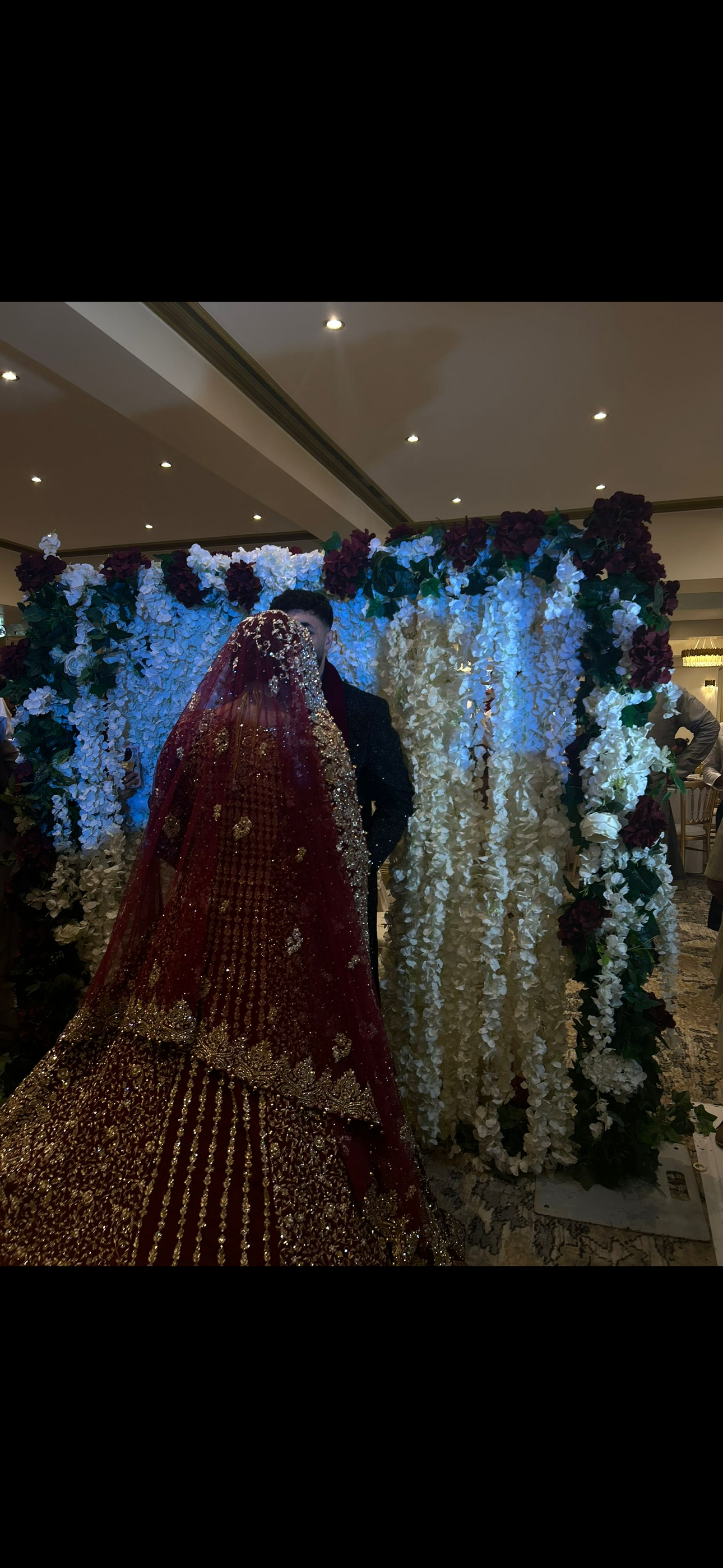 Bridal Lehenga with intricate embroidery - Image 4