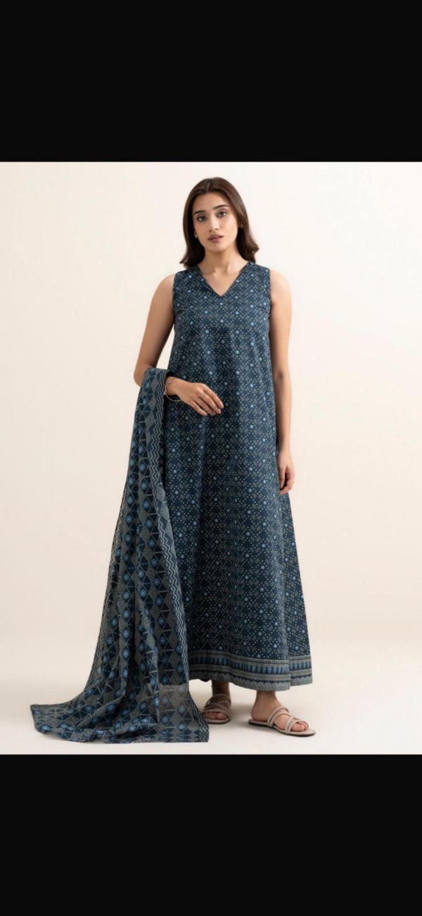 Blue printed 3-piece Pakistani suit with dupatta