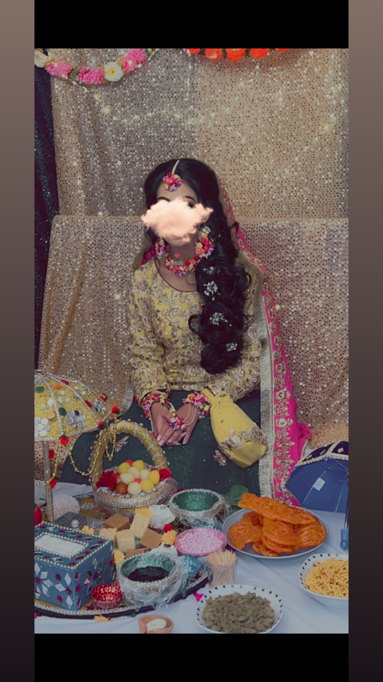 Mehndi Outfit - Image 2
