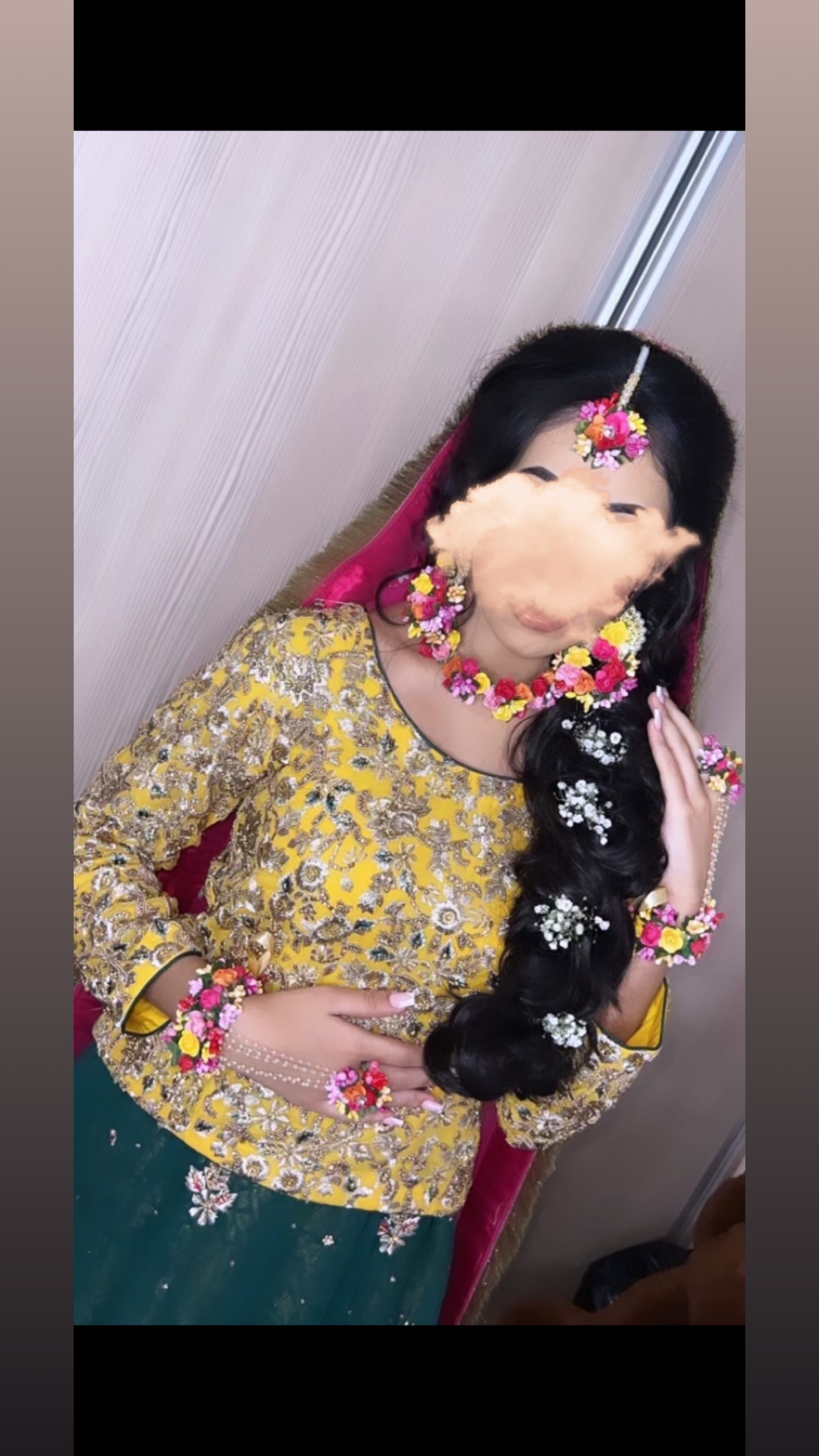 Mehndi Outfit - Image 3