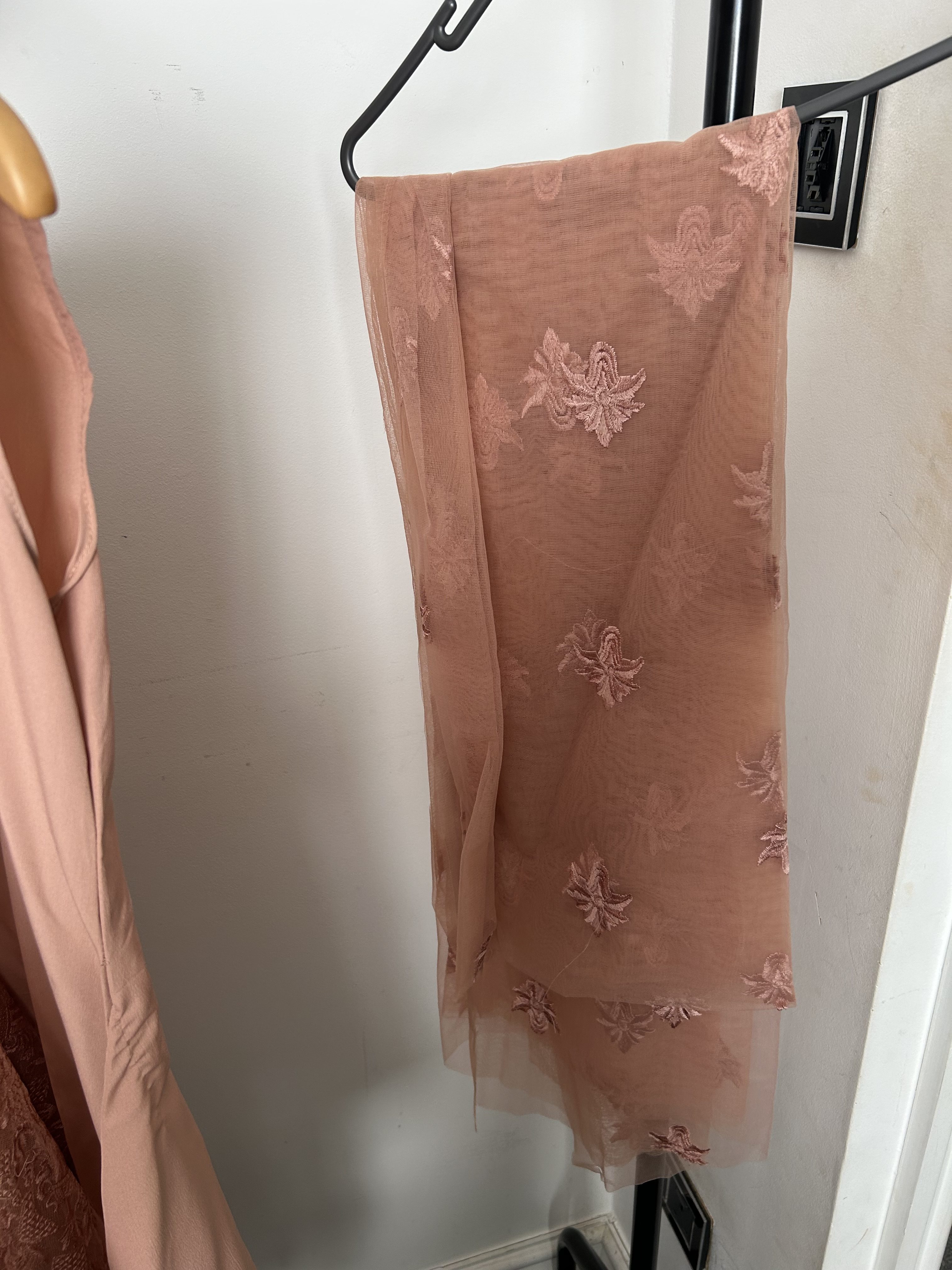 Pink Lace Kurti with Floral Embellishment - Image 4