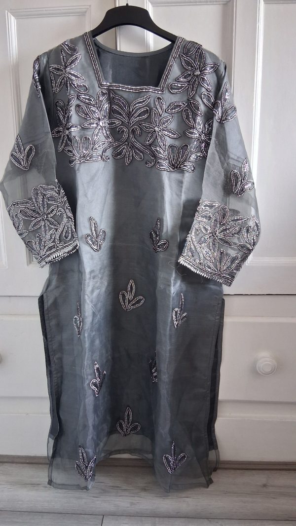 Brand New Sheer Grey 3 piece Shalwar Kameez suit- XL