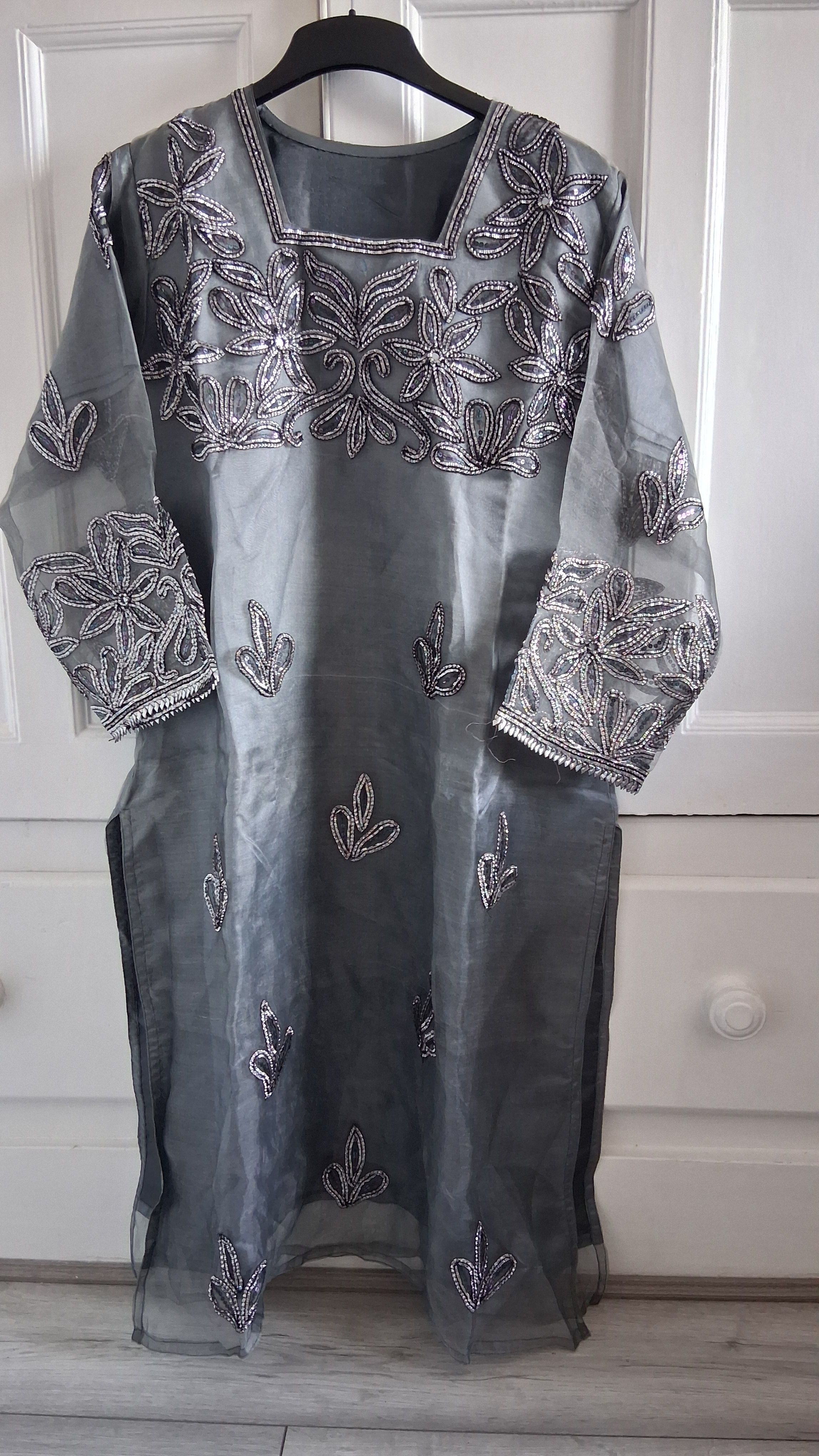Brand New Sheer Grey 3 piece Shalwar Kameez suit- XL