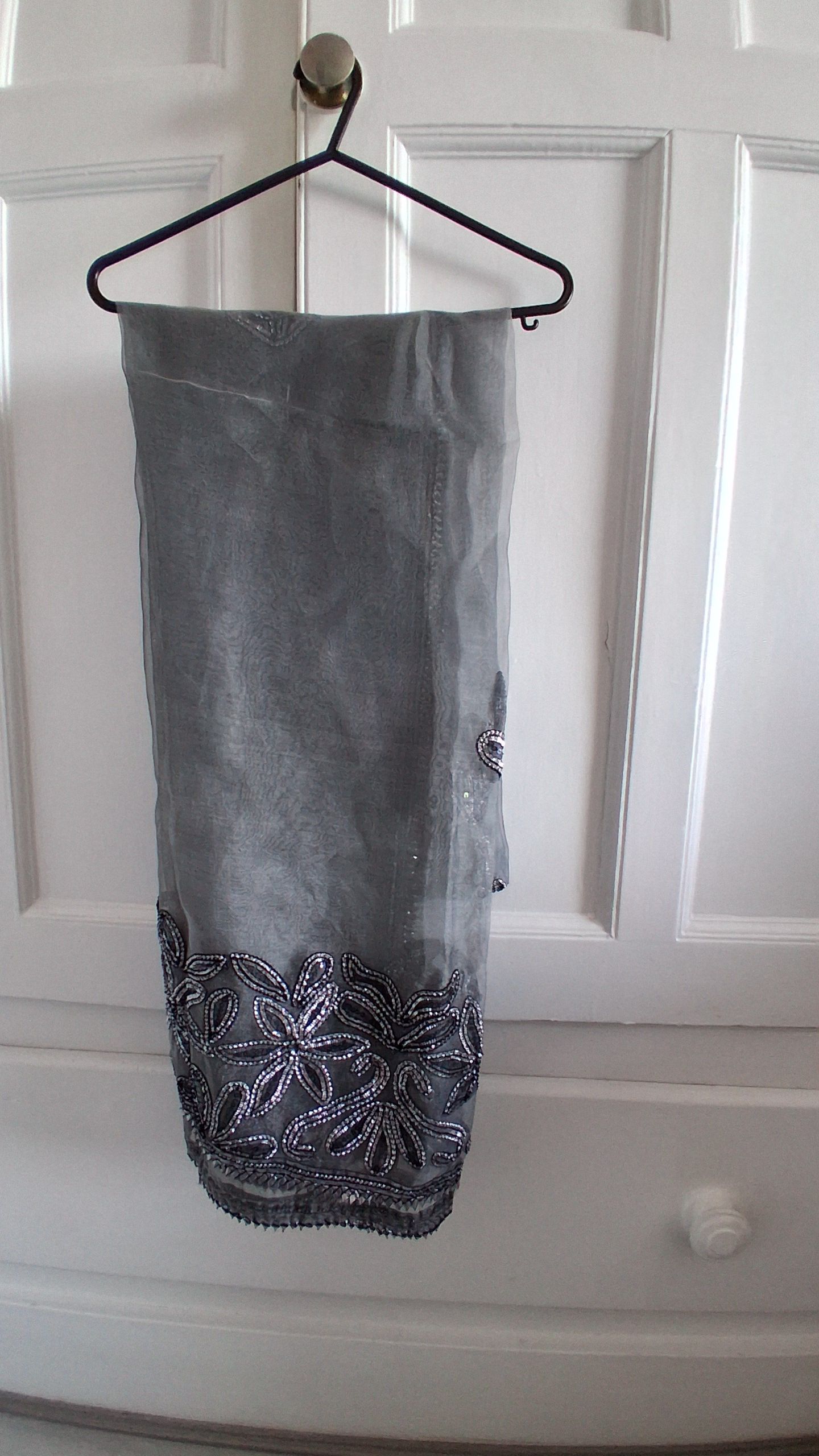 Brand New Sheer Grey 3 piece Shalwar Kameez suit- XL - Image 3