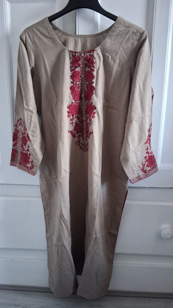 Brand New Oatmeal & Crimson Floral Embroidered 3-Piece Shalwar Kameez Suit XL