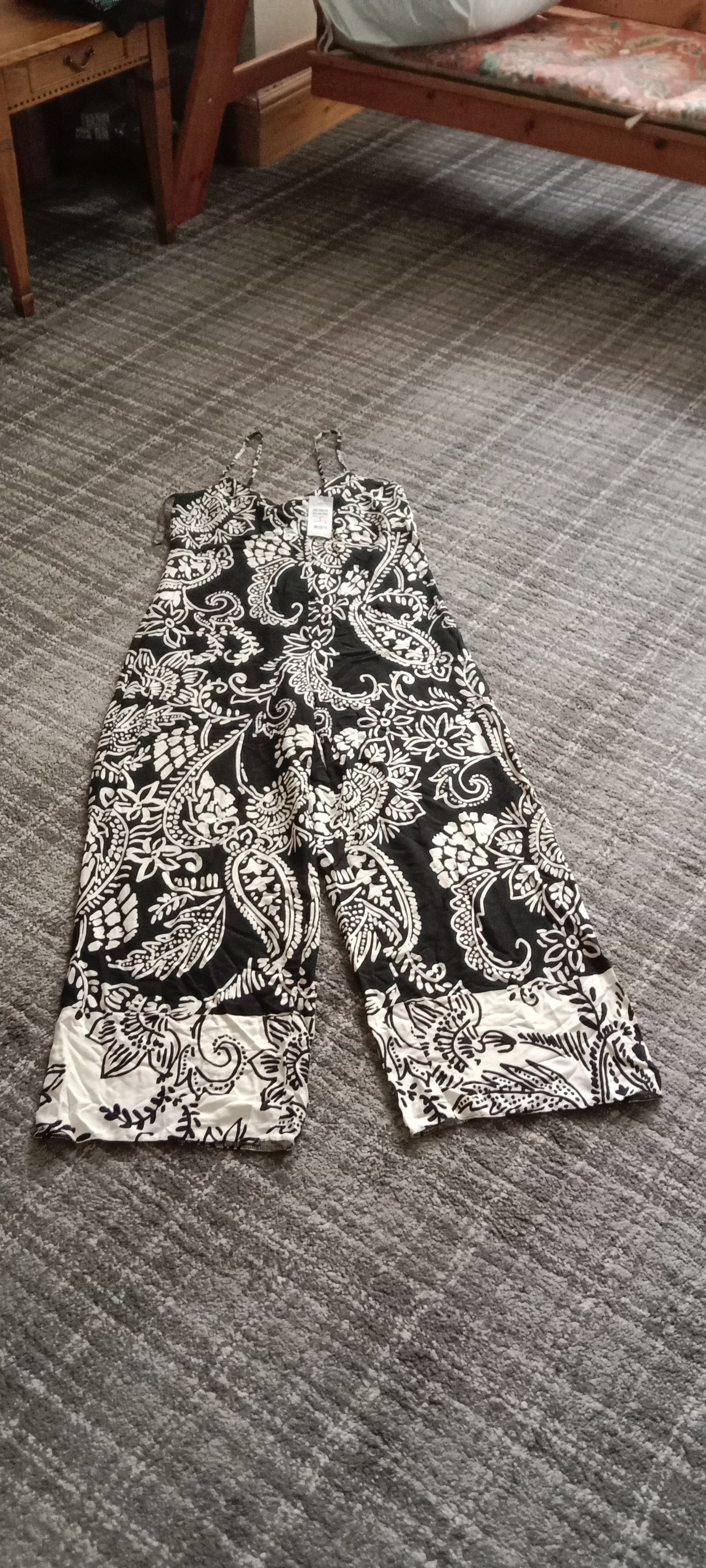 Black and White Paisley Print Wide Leg Jumpsuit - Image 2