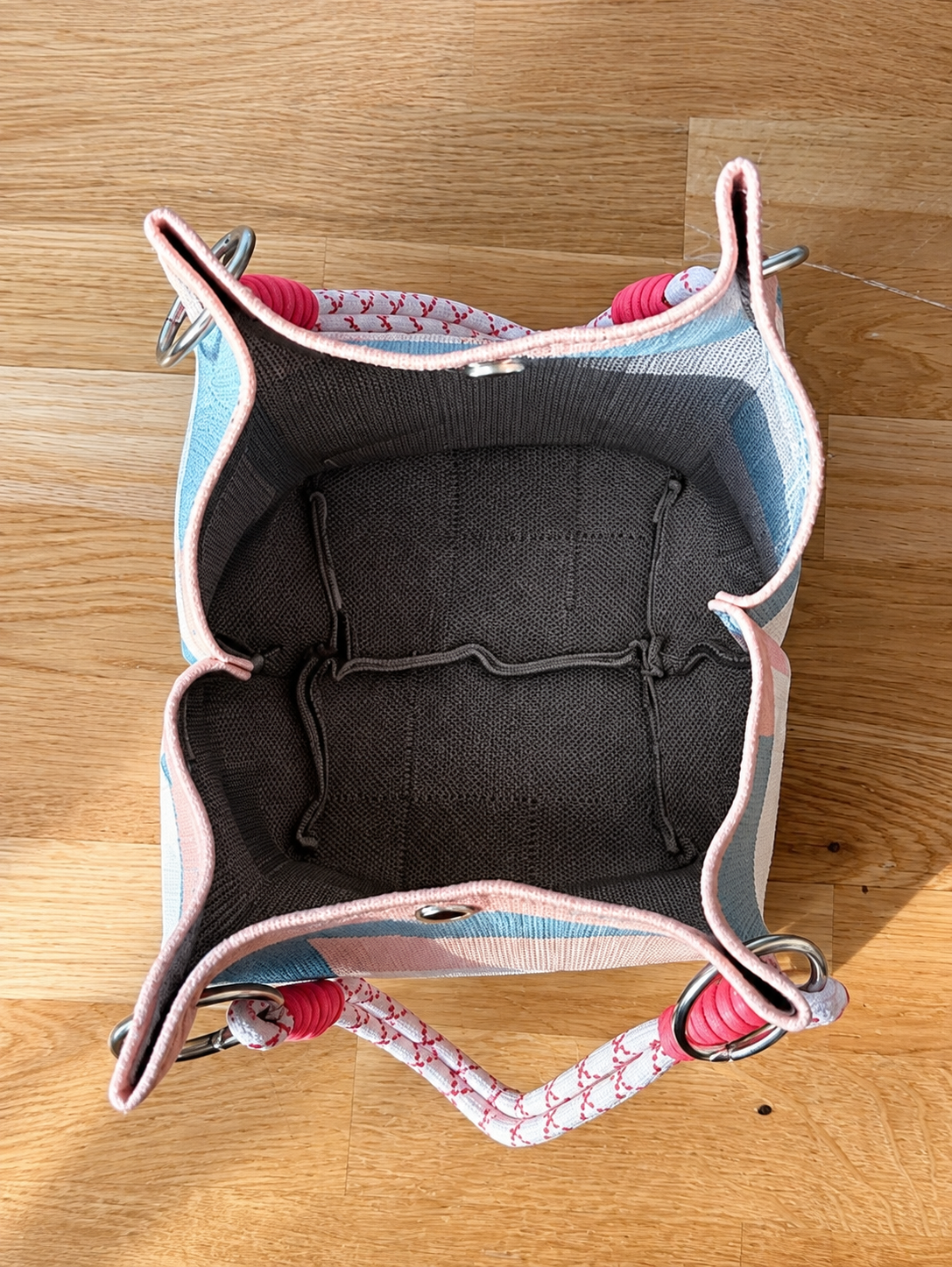 New Pink Blue Block Knit Bucket Bag - Image 3