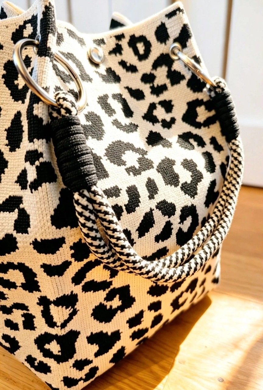 New Black White Leopard Print Knit Bucket Bag - Image 2