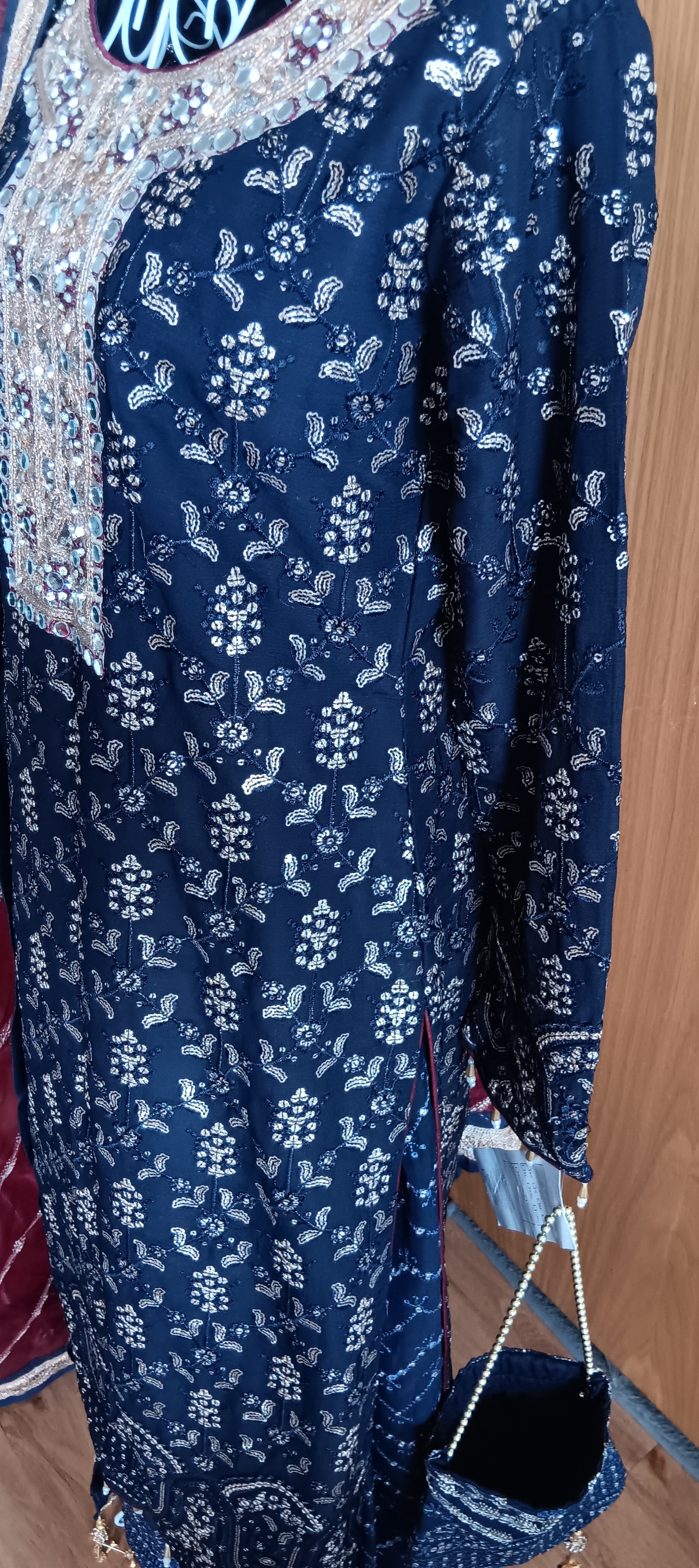 Navy Blue Printed Shalwar Kameez Suit with Red organza Dupatta - Image 5
