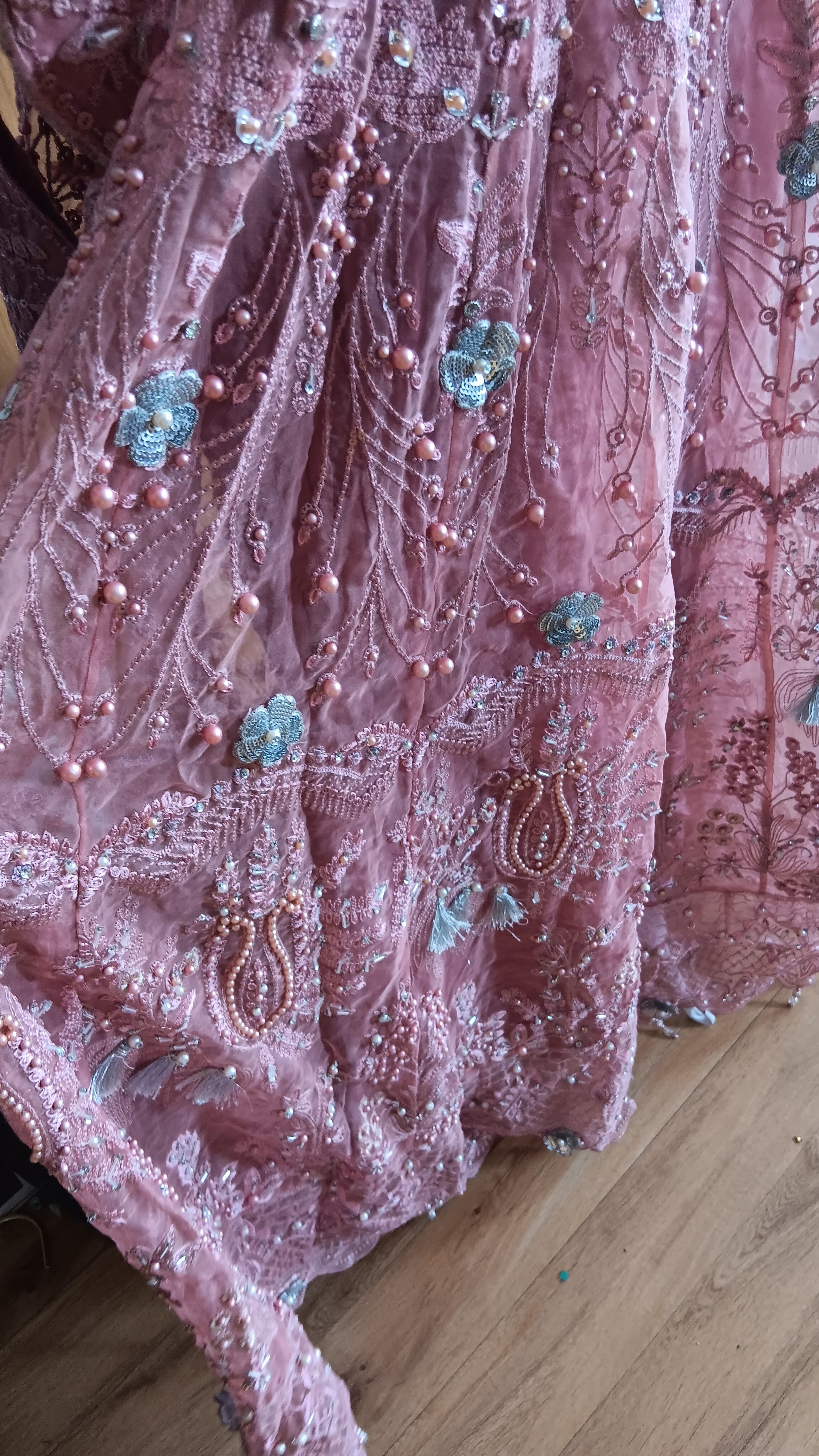 Heavy Heavily Embellished Dusky Pink Organza Anarkali Gown / Maxi Dress (Size M) - Image 8