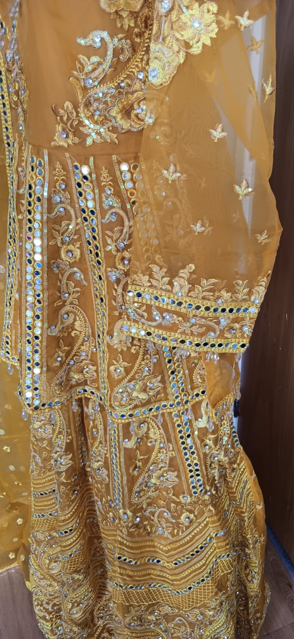 Karma Collection Mustard Yellow Heavy Mirror Work Lehenga Choli Dupatta Set Brand New - Image 14