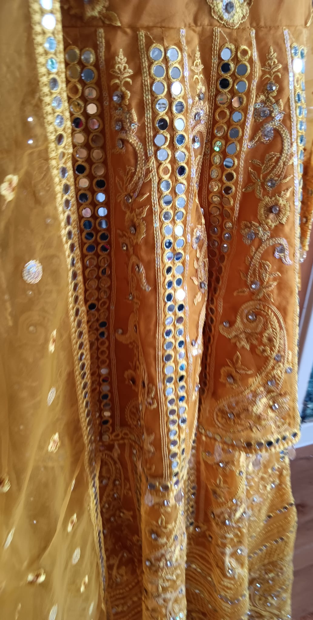 Karma Collection Mustard Yellow Heavy Mirror Work Lehenga Choli Dupatta Set Brand New - Image 10