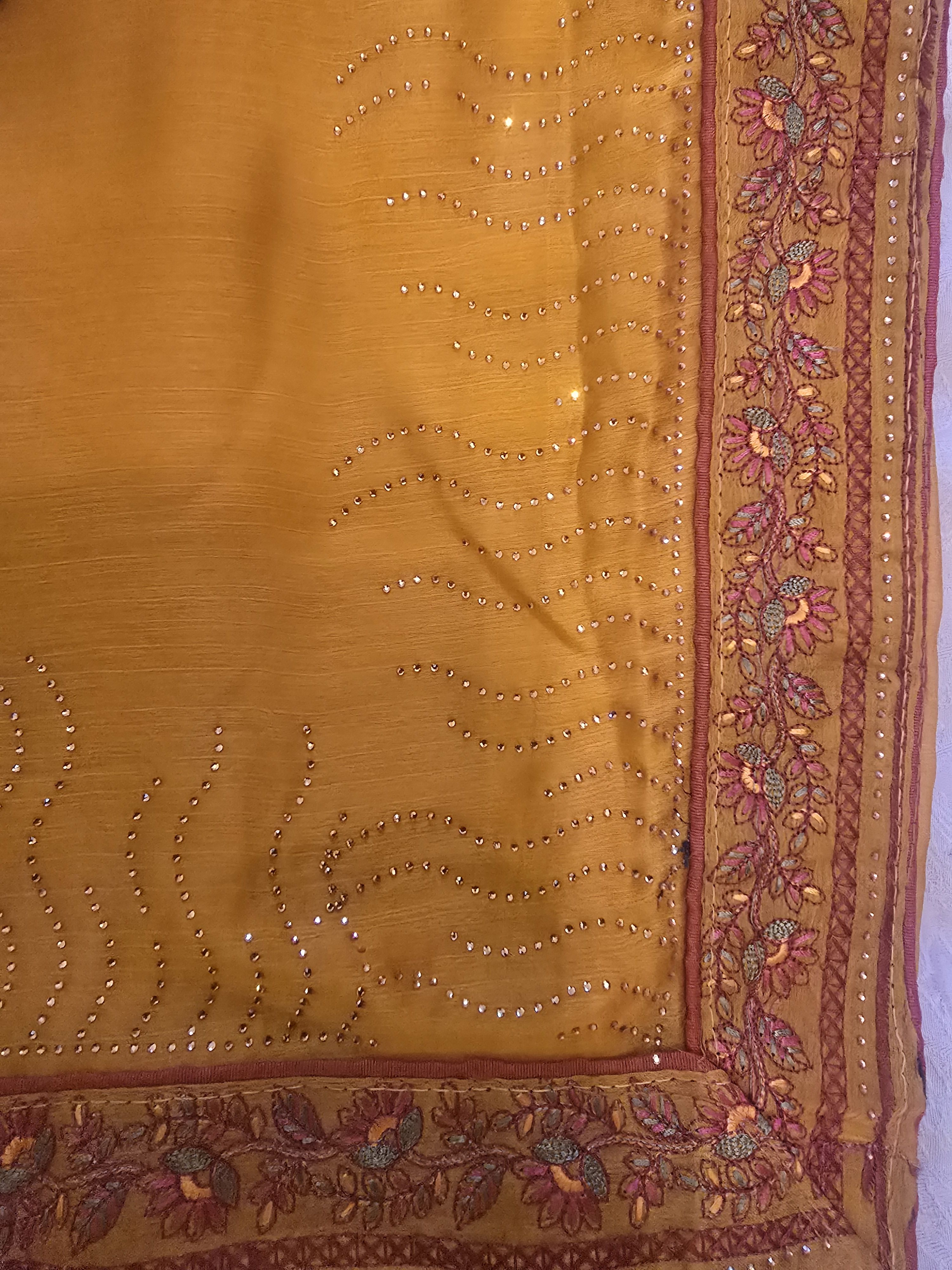 Stunning mustard saree - Image 2