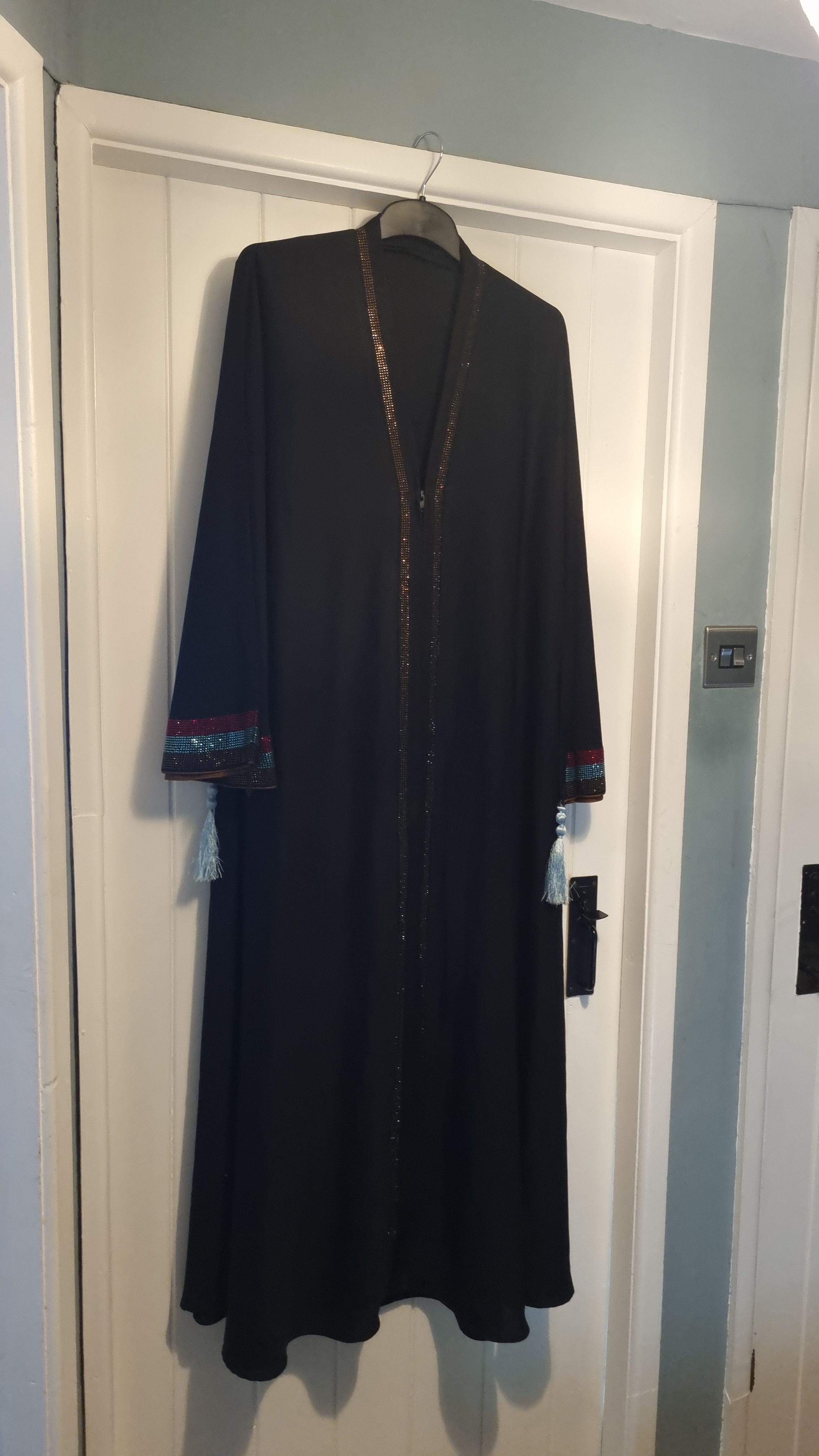 Black Abaya with 3 stripes, Sleeve Trim and Tassels - Image 2