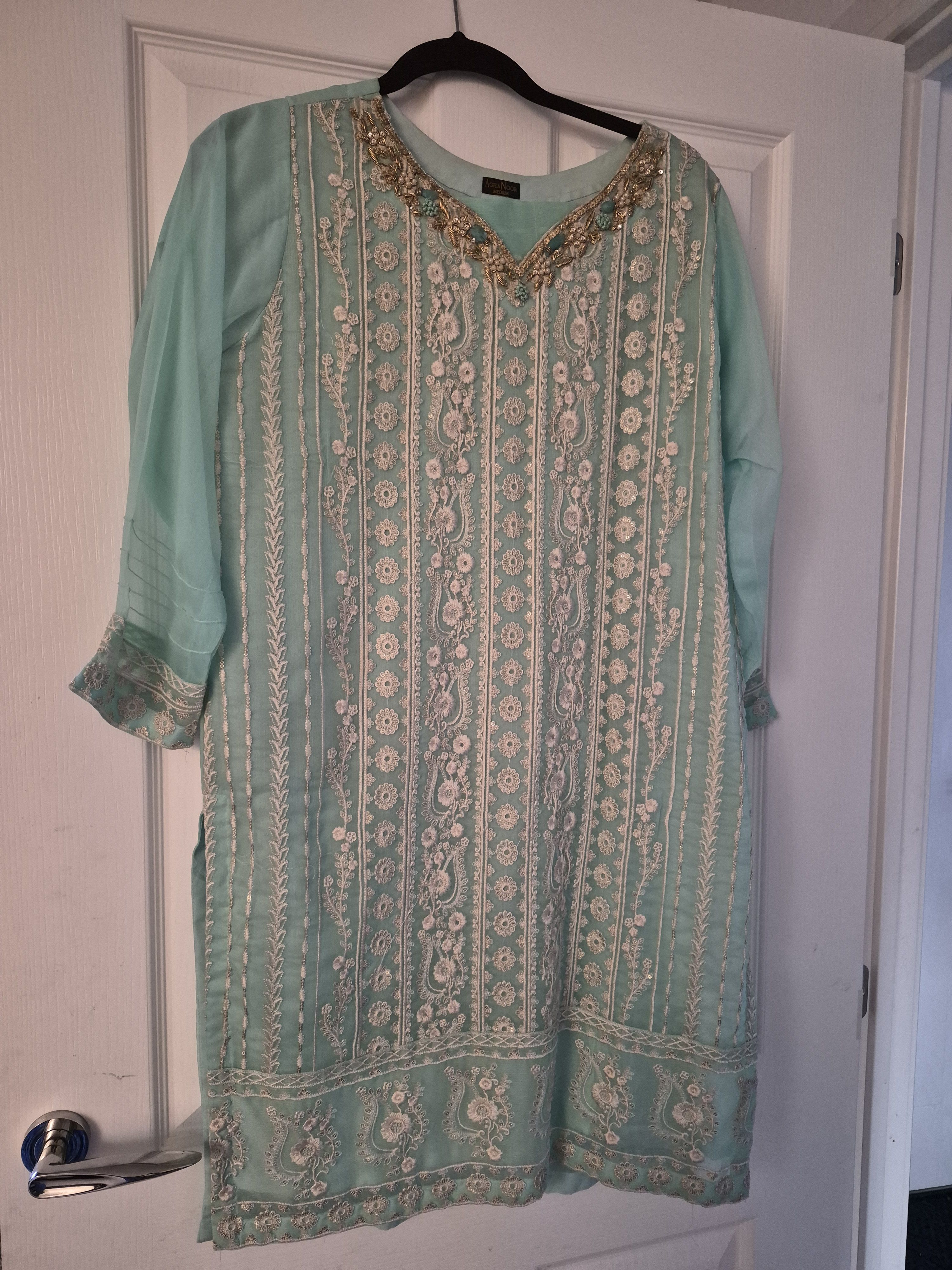 Mint Kurti and dupatta with White and gold Floral Embroidery - Image 2