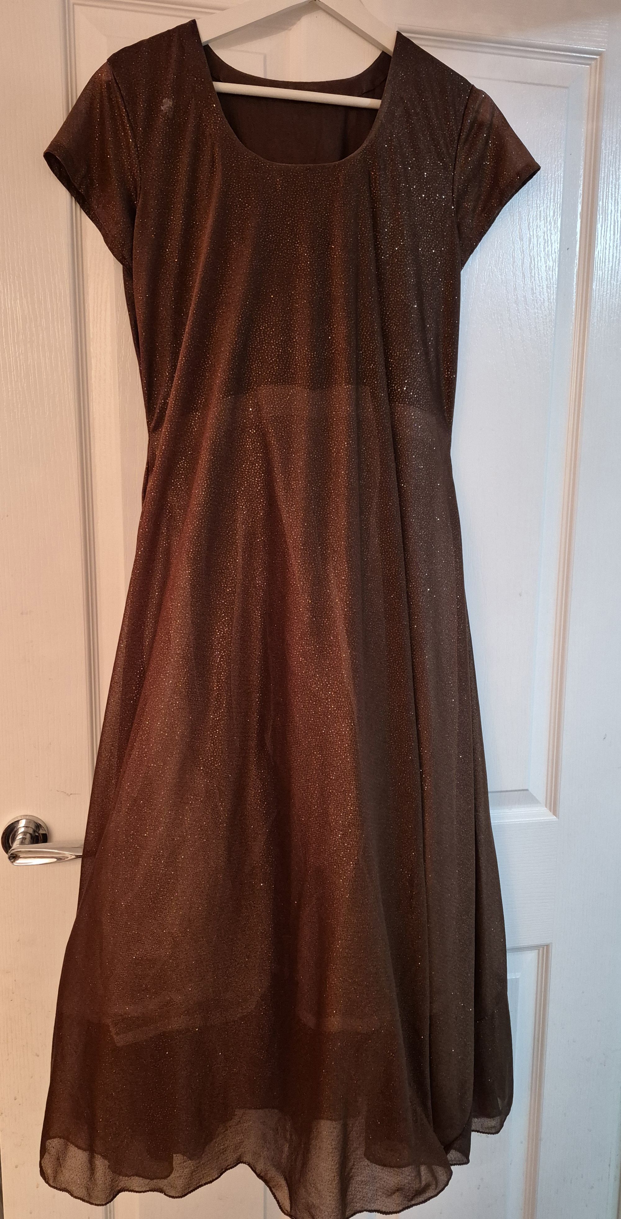 Brown long dress with Gold Floral Embroidery jacket - Image 3