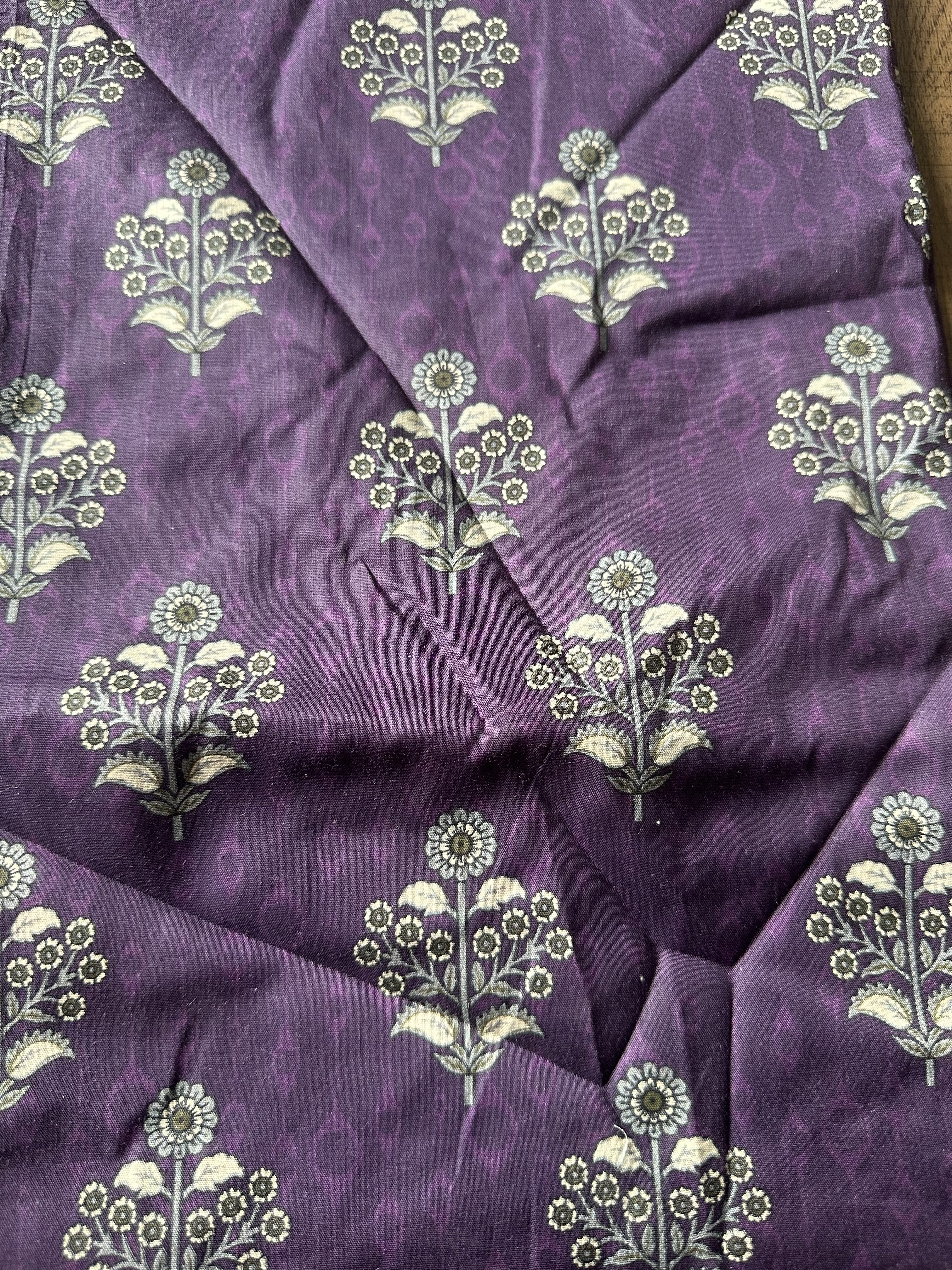 Safina lawn 3 piece ladies suit