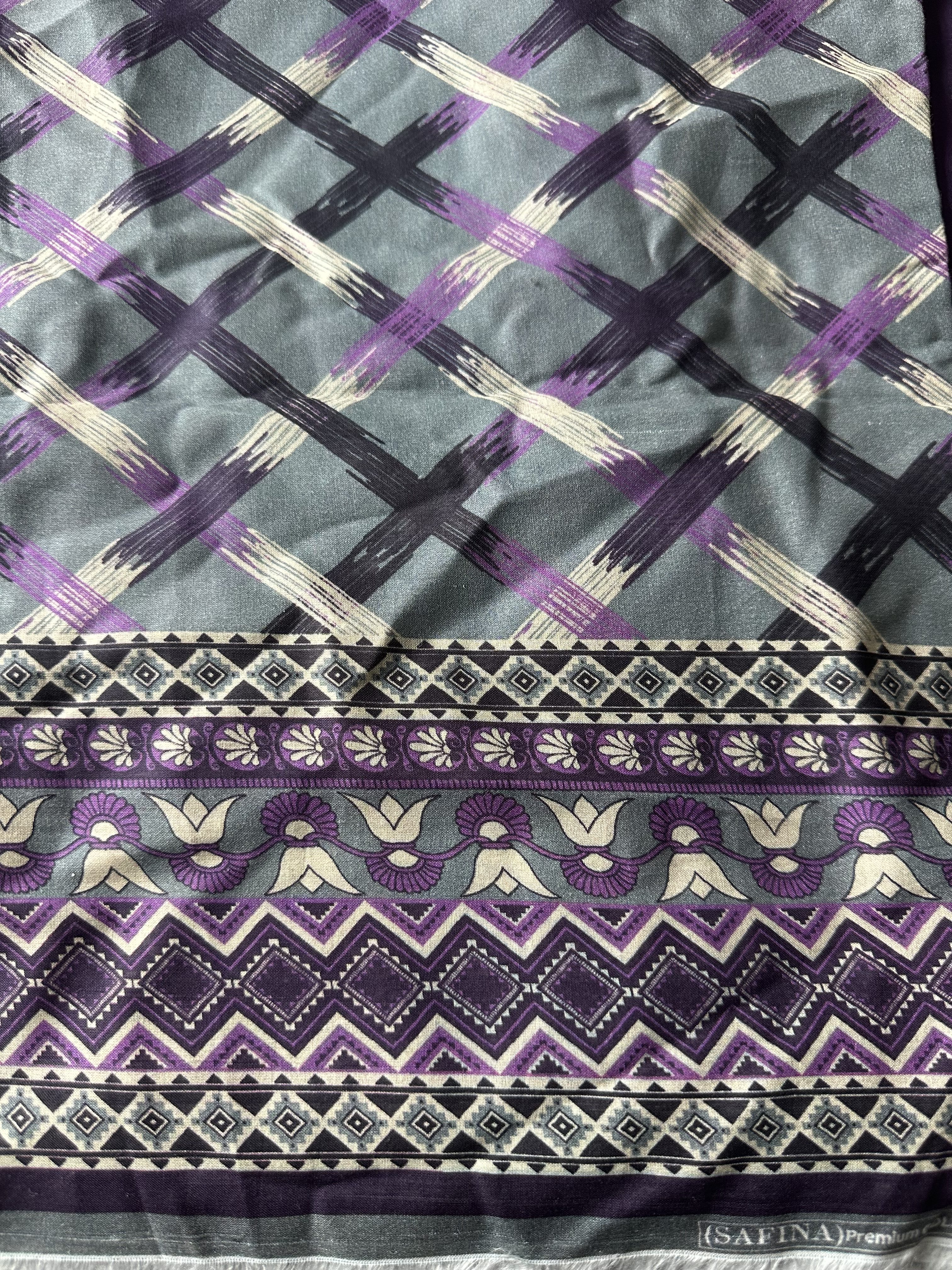 Safina lawn 3 piece ladies suit - Image 3