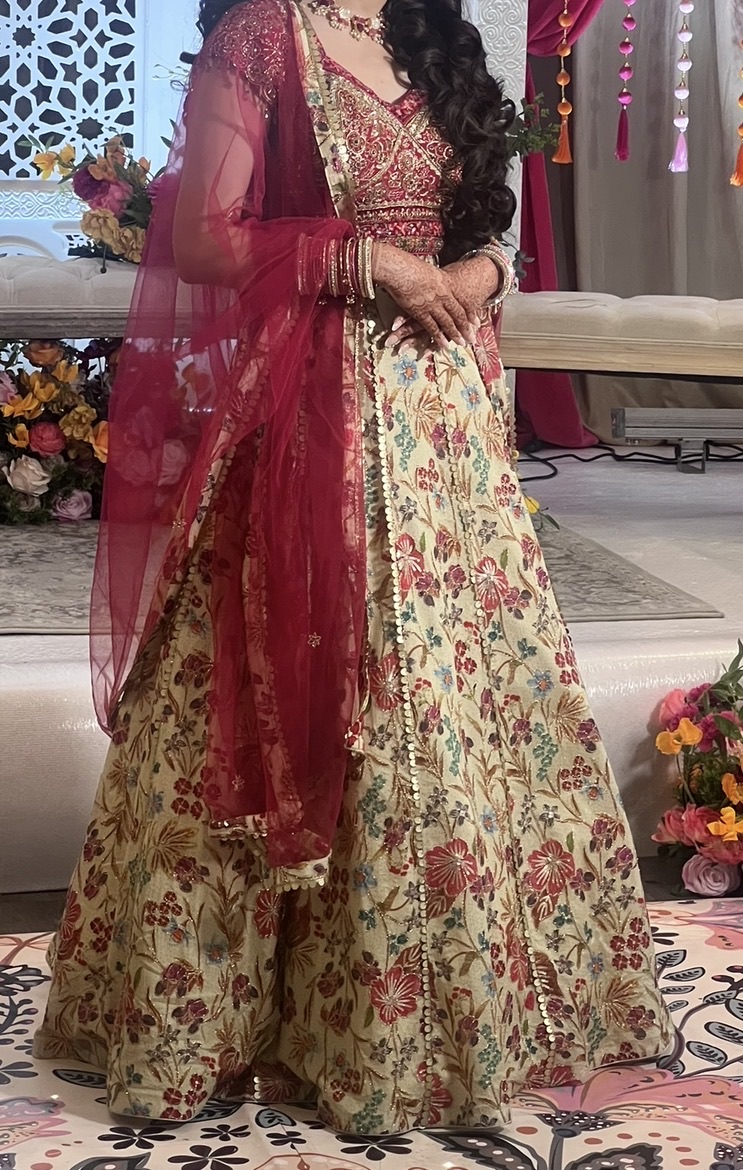 Cream Floral Print Lehenga Skirt with Pink Embellished Choli and Dupatta - Image 2