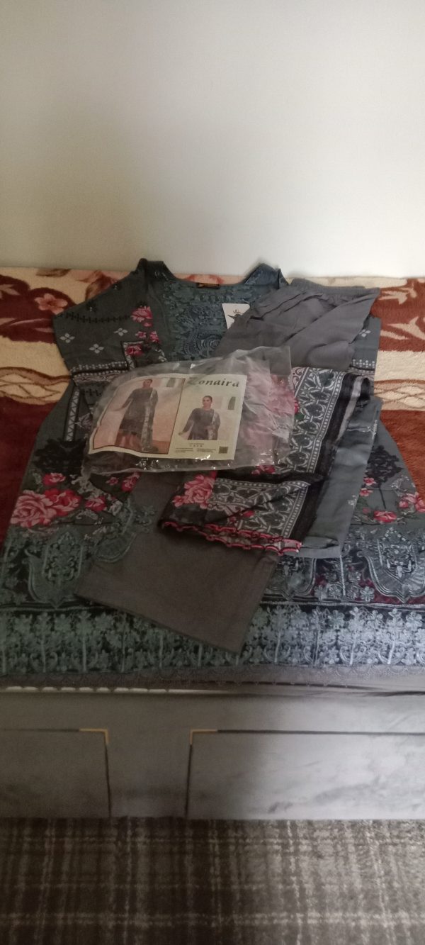 Grey Printed Shalwar Kameez Suit with Pink Floral Motifs