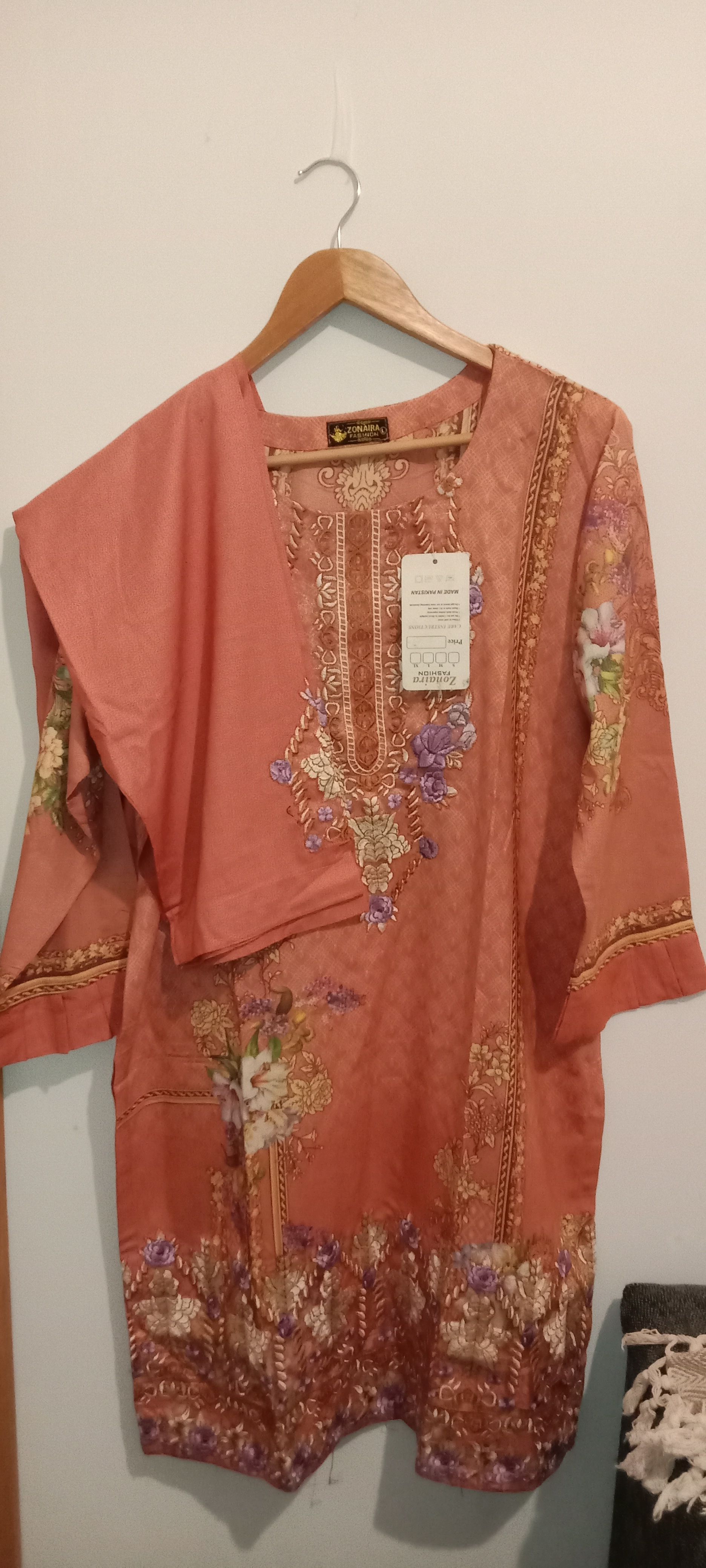 Asian suit Peach Printed with Floral Embroidery - Image 4