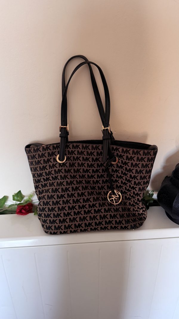 Michael Kors MK Signature Tote Bag