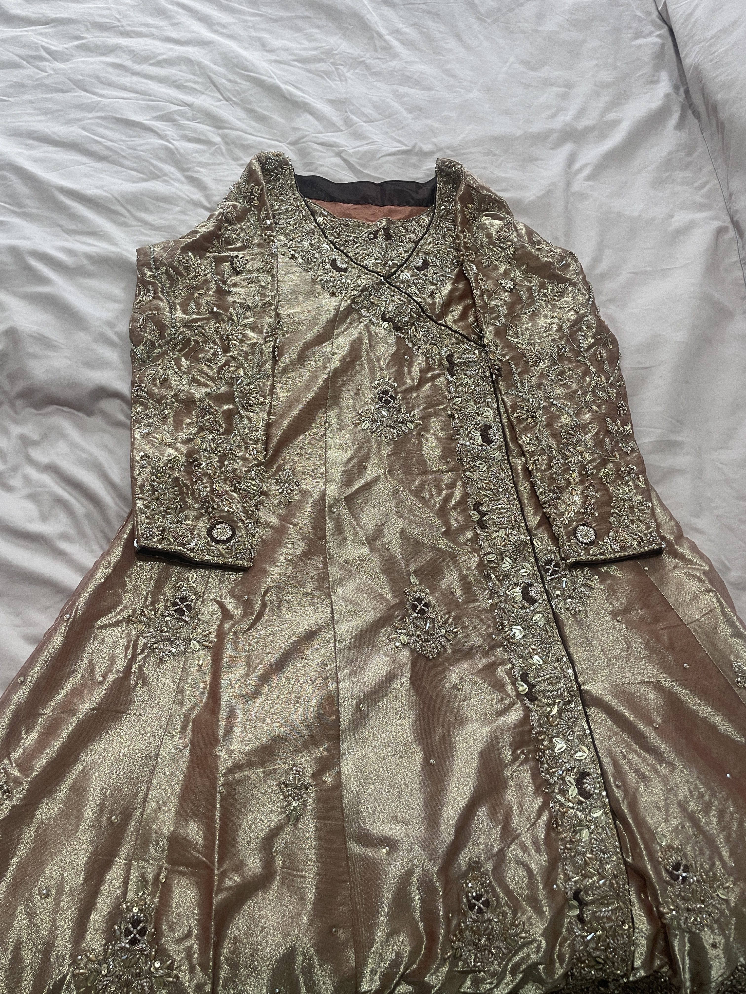 Aiqah’s Coral peach Pakistani style 3 piece outfit - Image 5