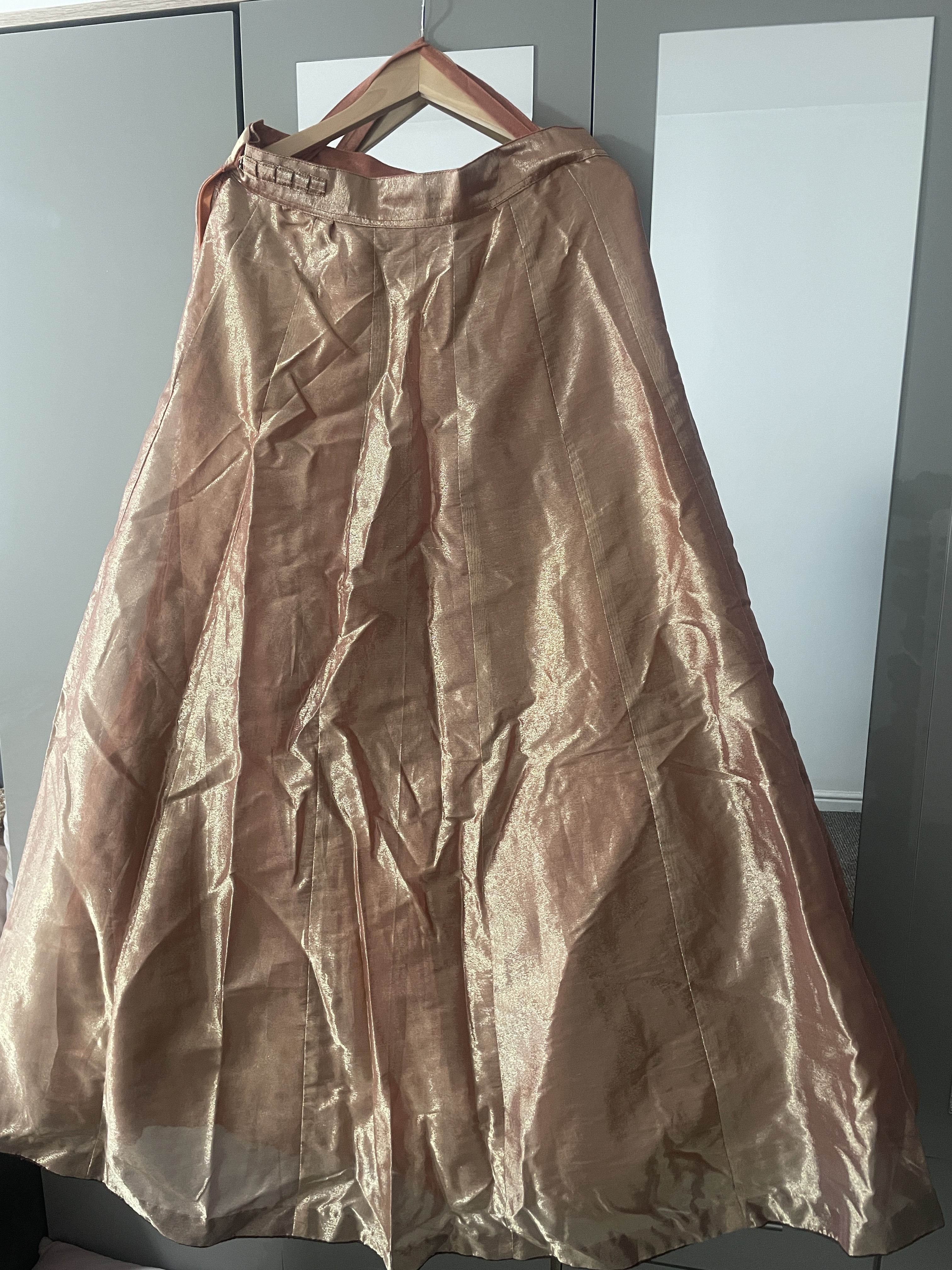 Aiqah’s Coral peach Pakistani style 3 piece outfit - Image 8